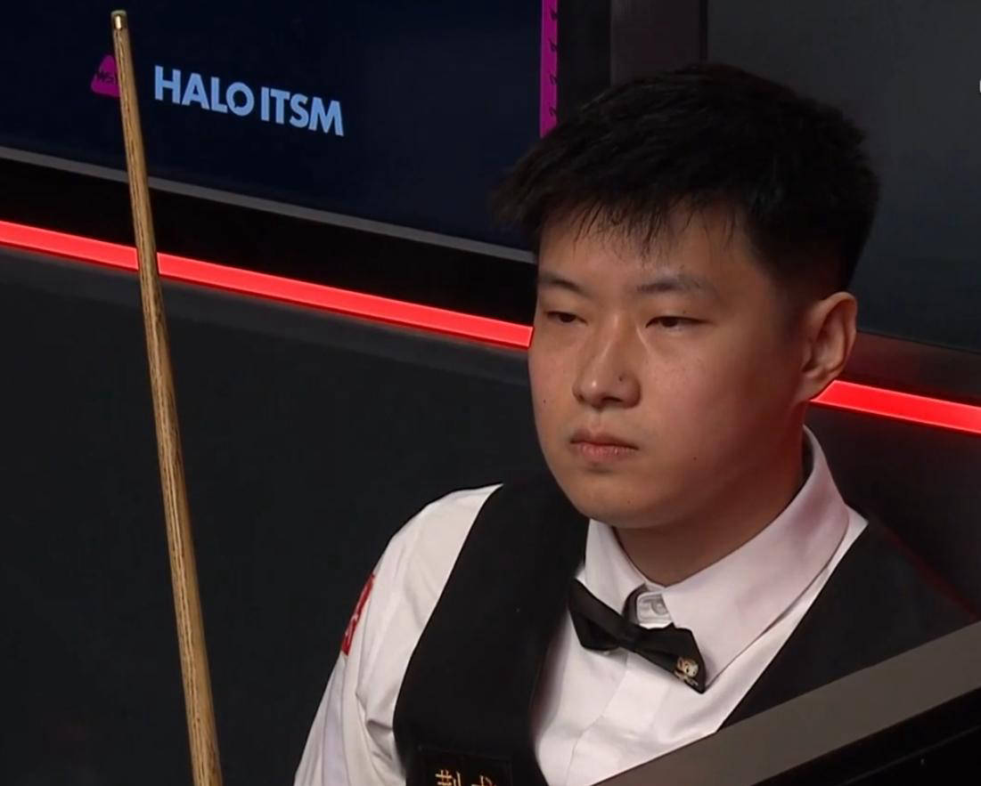 临多重挑战 临多重挑战